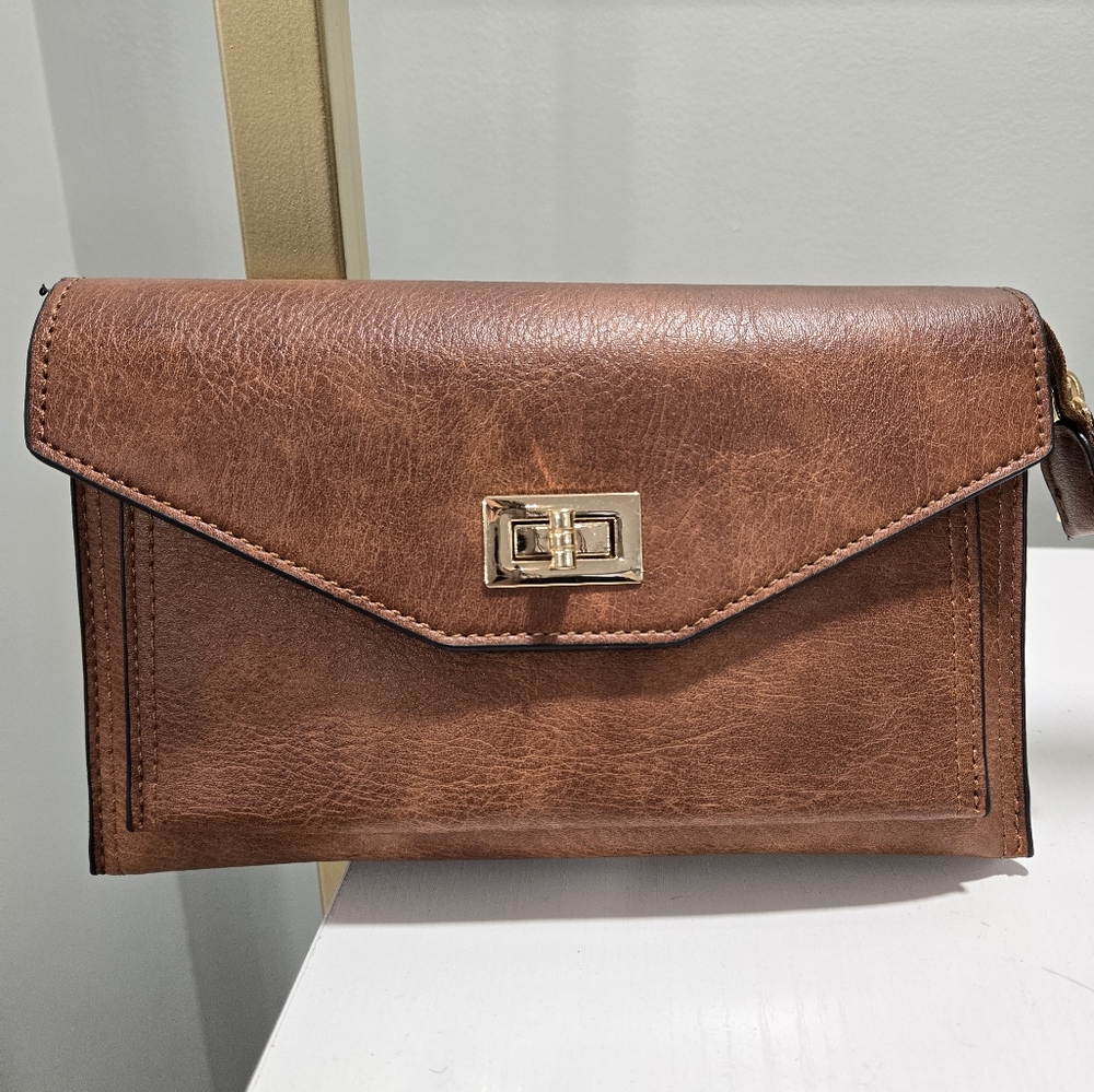 Elegant Brown Leather bag NWT